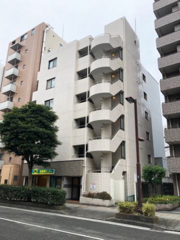 神奈川区西神奈川マンションの外観